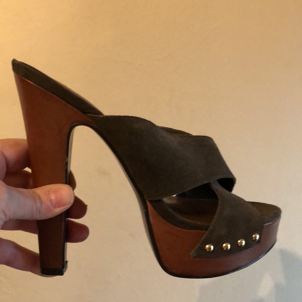Chinese Laundry Platform Sandals